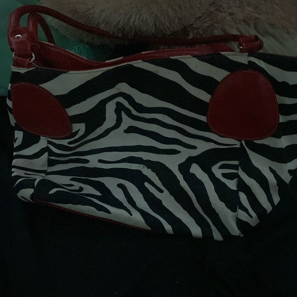 I really don’t know just want to sell the sufft I don’t need